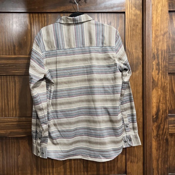 Swiss tech men’s shirt size medium long sleeve button up pockets south... - Picture 3 of 8